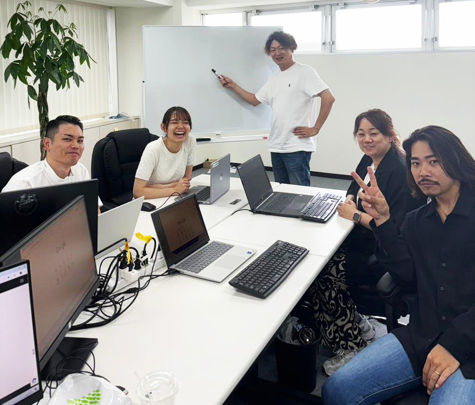 株式会社STARTのオフィス風景